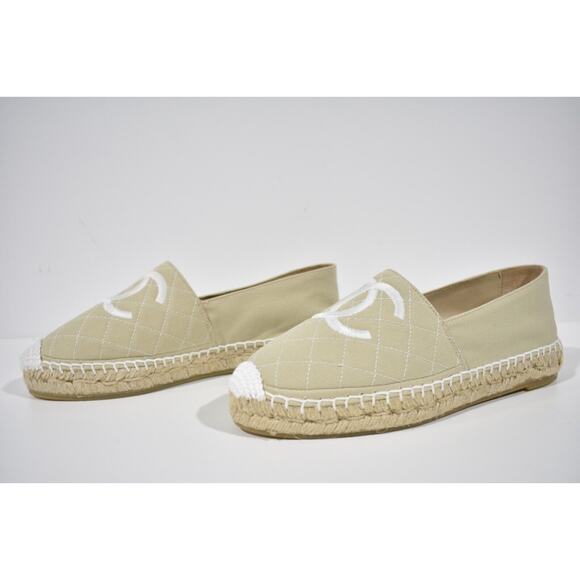 Chanel 20P Beige Canvas White Quilted CC Logo Classic Ballet Espadrille Flat 37 - Picture 10 of 12